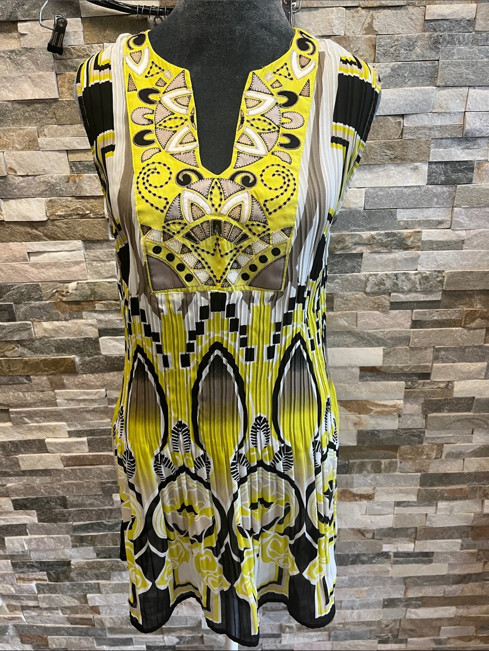 Alfani Yellow and Black Patterned Sleeveless Mini Dress